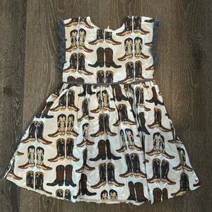 Pink Chicken dress size 5